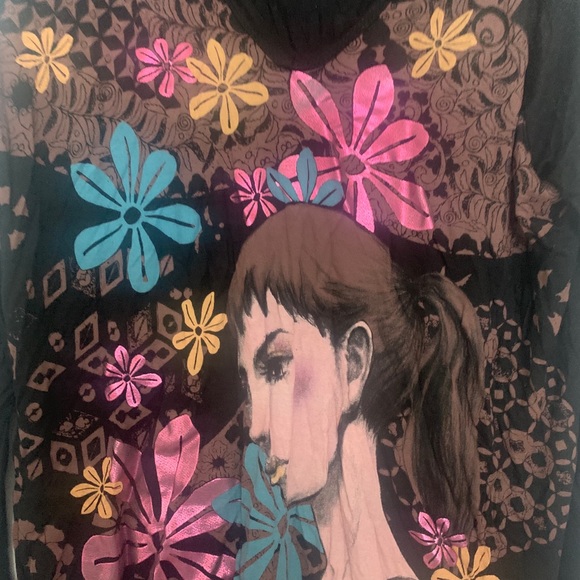 💐 3/$30 Hippee Hoodie NWOT - Picture 2 of 4